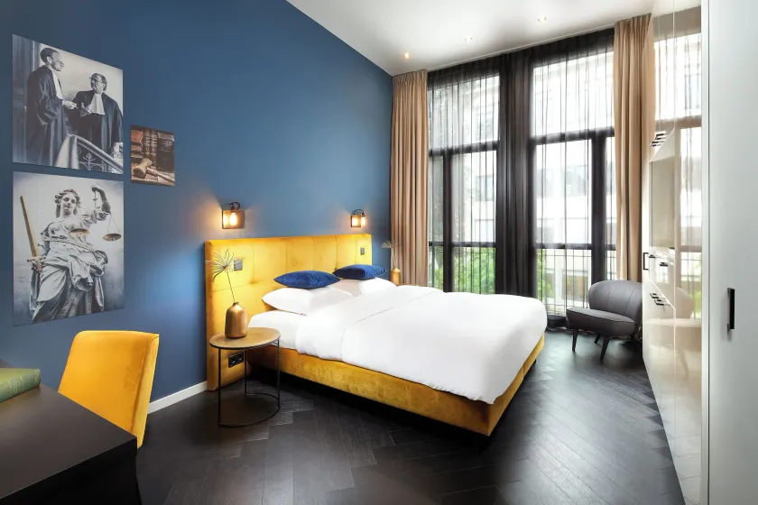 Court Hotel Utrecht City Centre - Image 1
