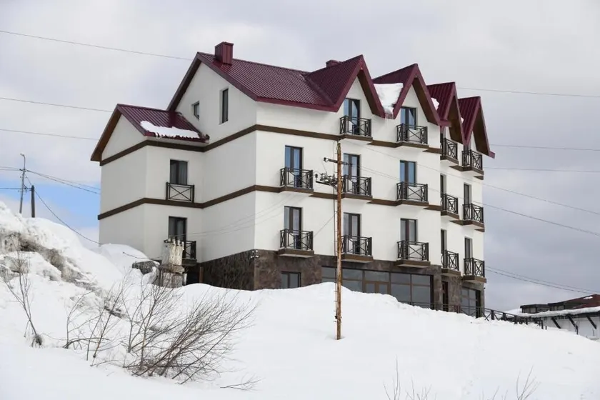Ereto Hotel by SnowTime - Image 1