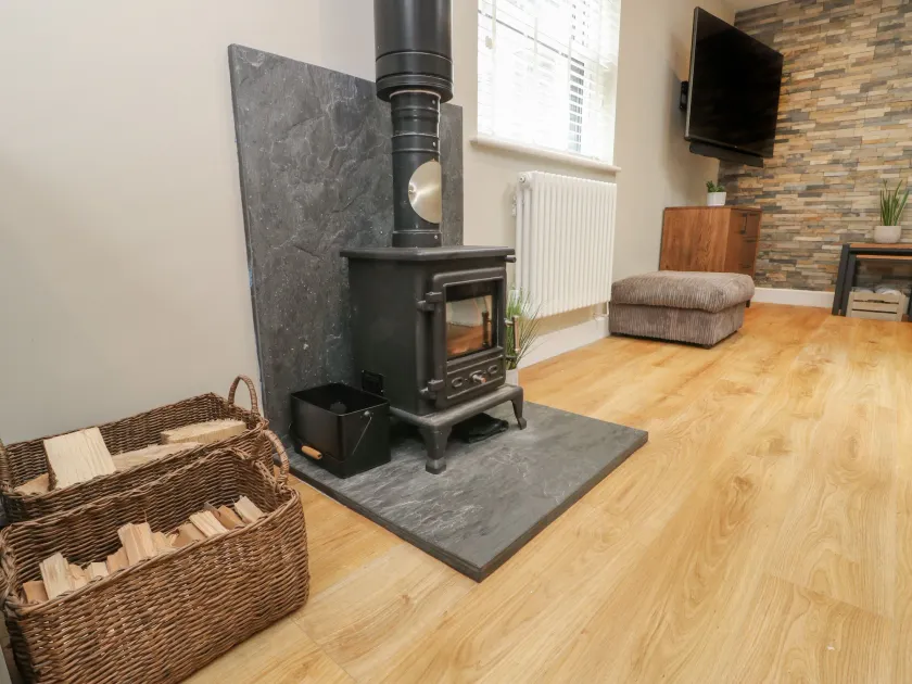 Fir Tree Cottage - Image 1