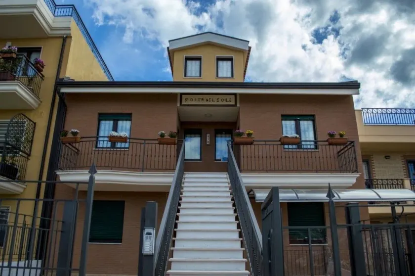 Porta Del Sole - Image 1