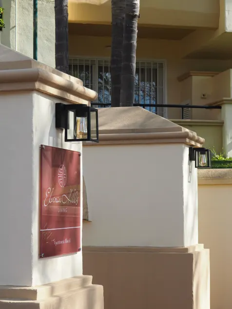 Elviria Hills Living - Image 1