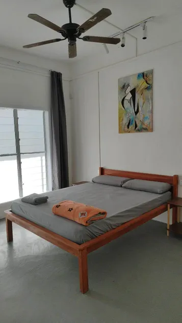PORT VILA Airport Hotel - Image 1