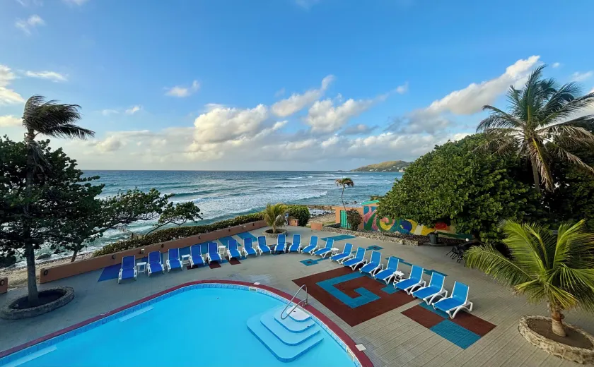 Grapetree Bay Hotel and Villas - Image 1