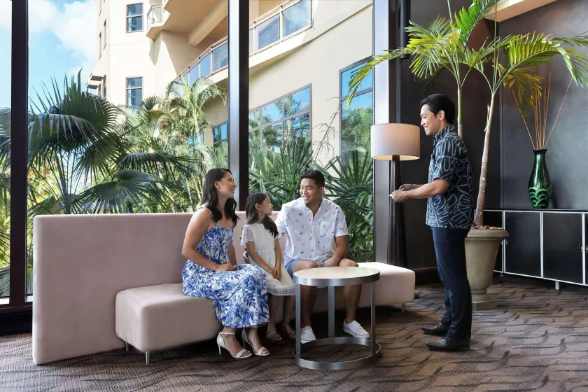 Dusit Beach Resort Guam - Lobby sitting area