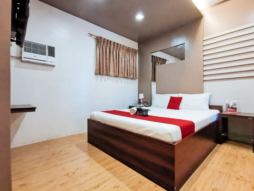 RedDoorz Plus near Robinsons Place Gensan - Image 1