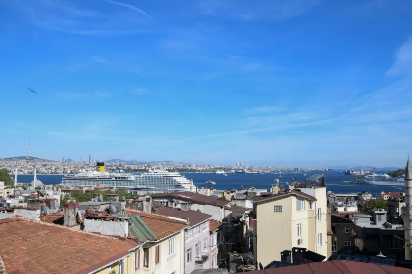 Taksim Galata Tower, Rooms Galata Historical Hotel - Image 1