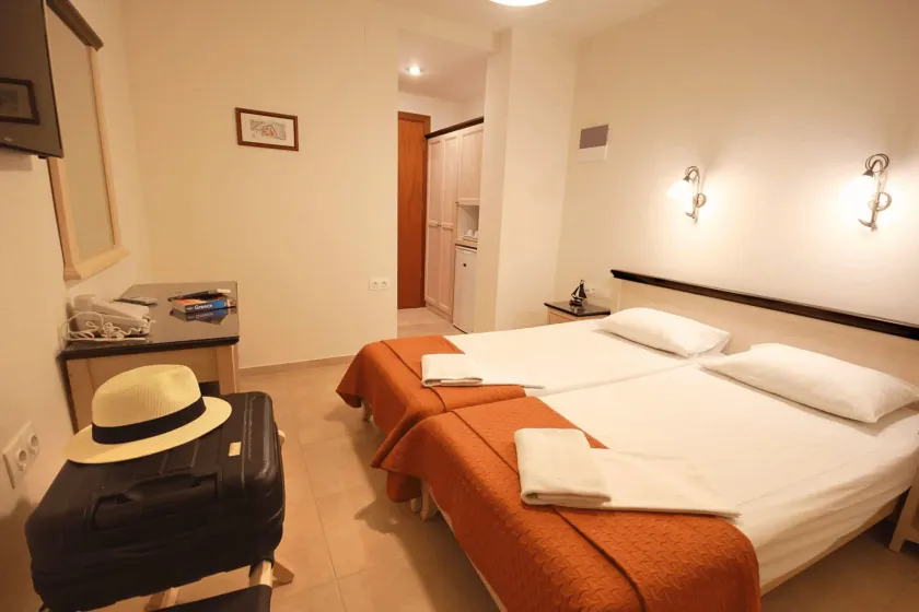 Mirabello Hotel - Image 1