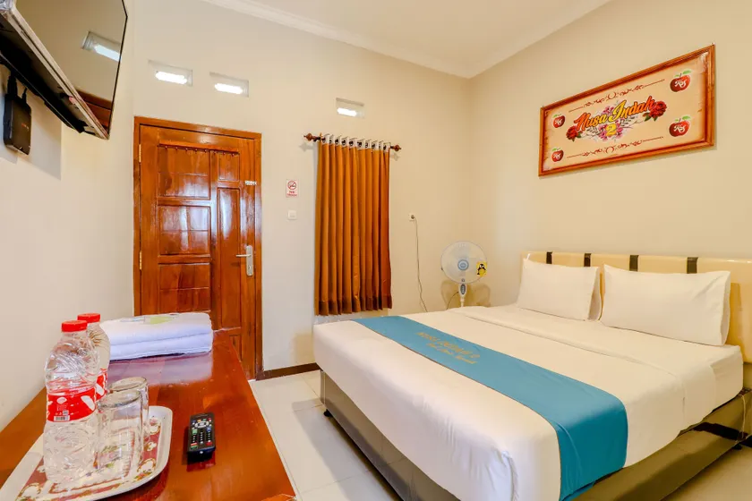 Guesthouse Nusa Indah Syariah 2 - Image 1