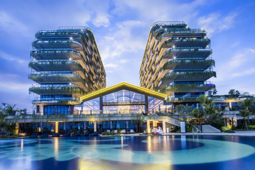 Forest City Golf Hotel - Image 1