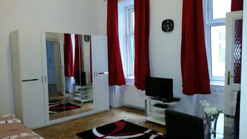 Goldfisch Apartment Central Park - Image 1
