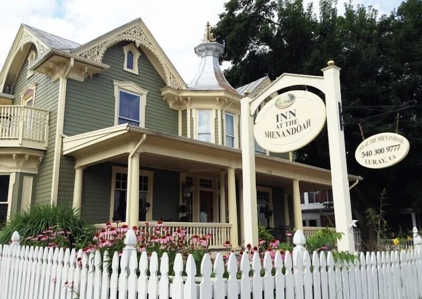 The Inn at Blue Ridge Botanica - Image 1