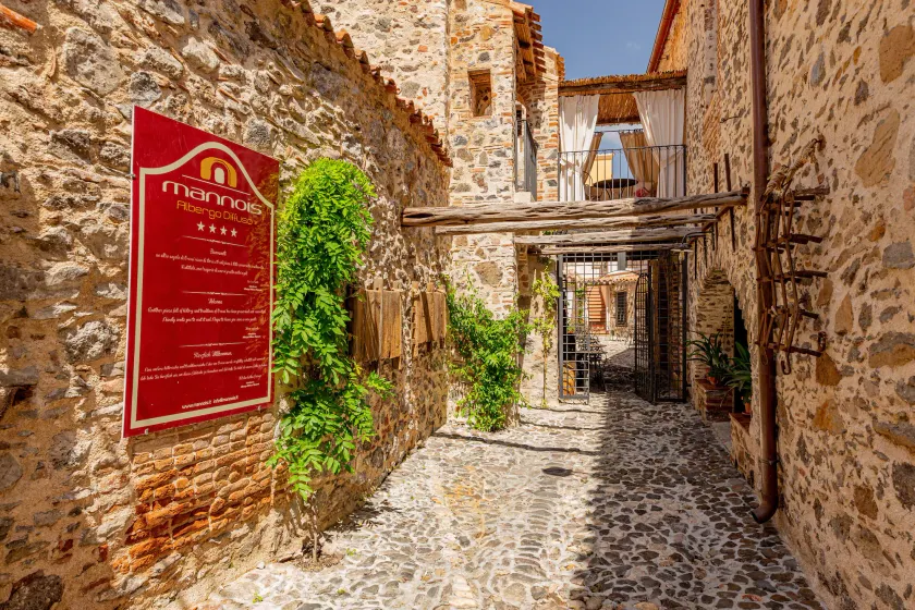 Albergo Diffuso Mannois - Image 1