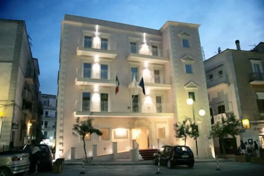 Palace Hotel Vieste - Image 1