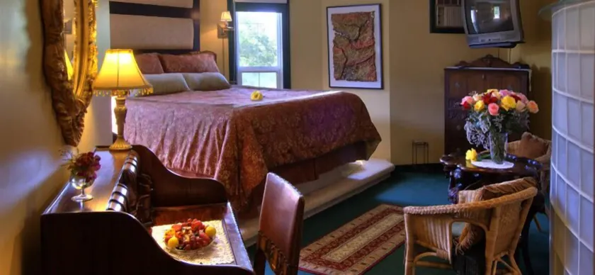 Heartwood Inn - Image 1