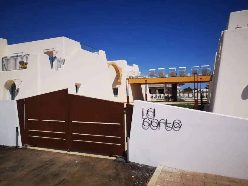 La Corte Residence - Image 1