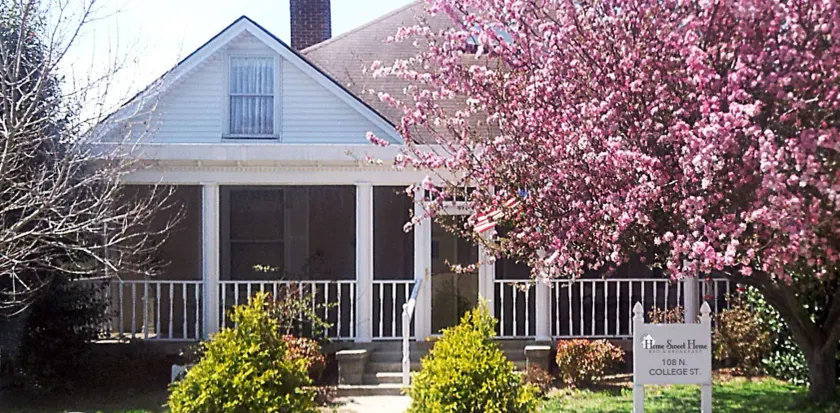 Home Sweet Home Bed & Breakfast - Image 1