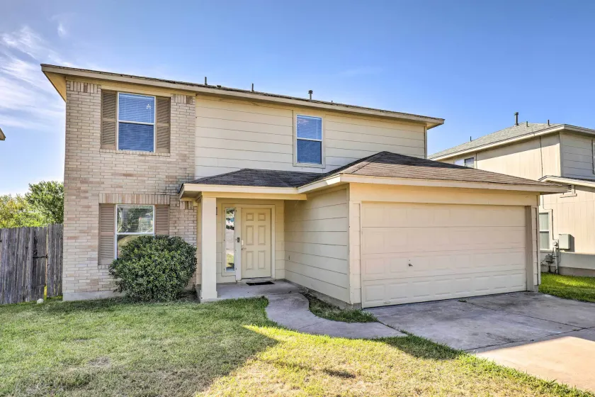 Spacious + Sunny Austin Home ~ 12 Mi to Dtwn! - Image 1