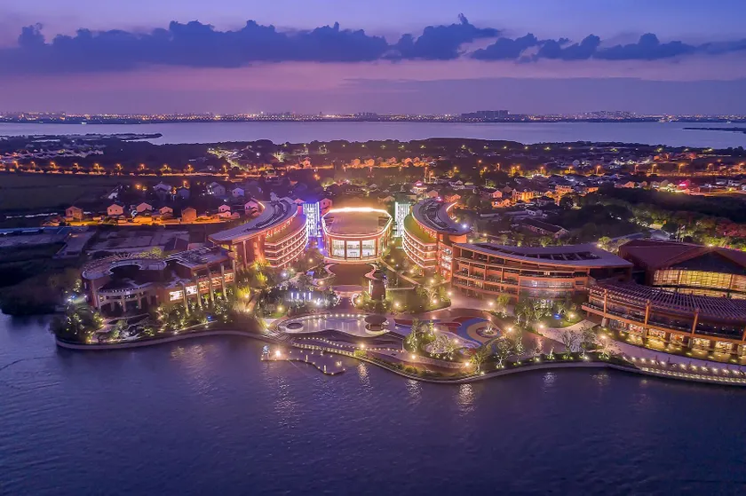 Siko Grand Hotel Suzhou Yangcheng Lake - Image 1