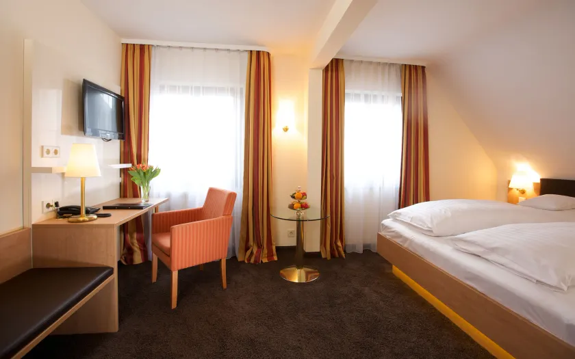 Hotel Warteck - Image 1