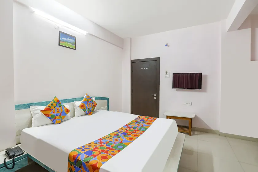 Fabhotel Green Valley I - Image 1