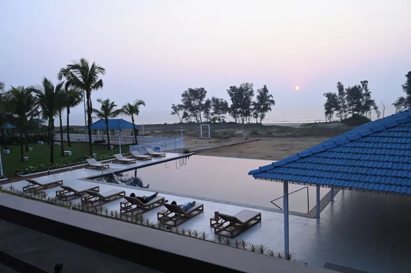 KAHUNA RESORTS - FIND YOUR SHORE - Image 1