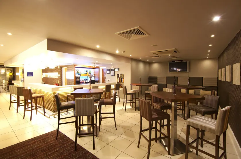 Holiday Inn Express London Croydon by IHG - Image 1