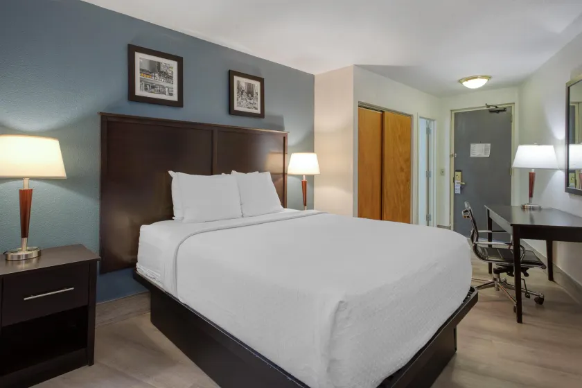 Best Western Gregory Hotel - Image 1