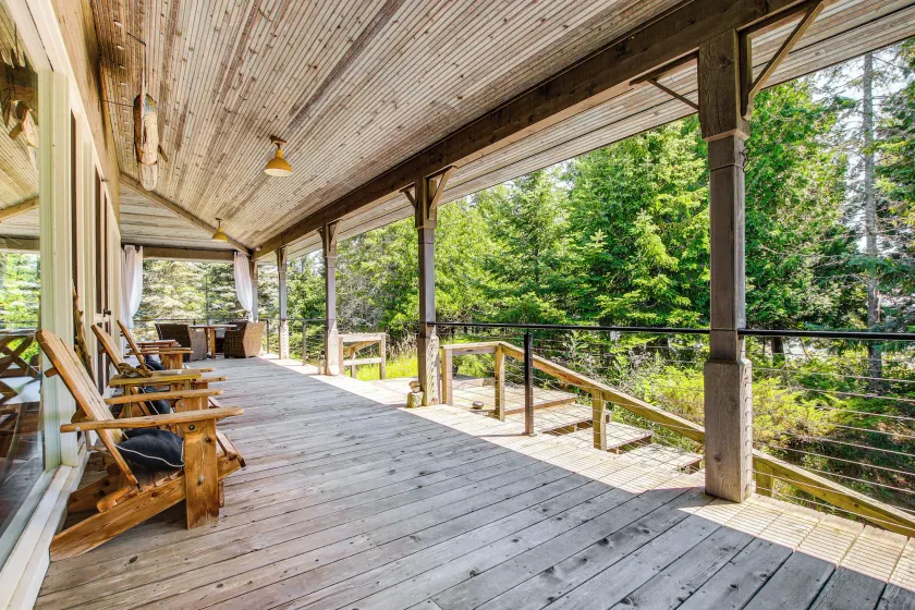 Serene Washington Island Getaway w/ Private Beach! - Image 1