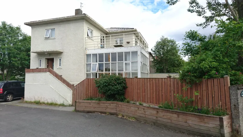 Alba Guesthouse - Image 1