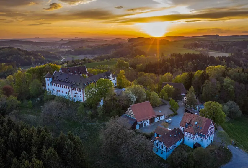 Hotel & Tagungszentrum Schloss Hohenfels - Image 1