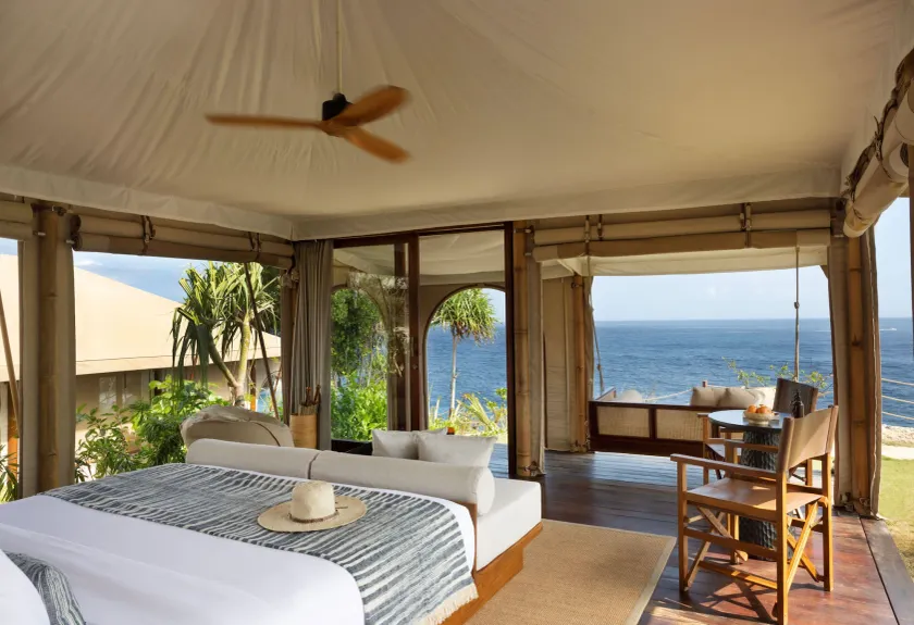 ARNA Suites and Ocean Lounge - Image 1