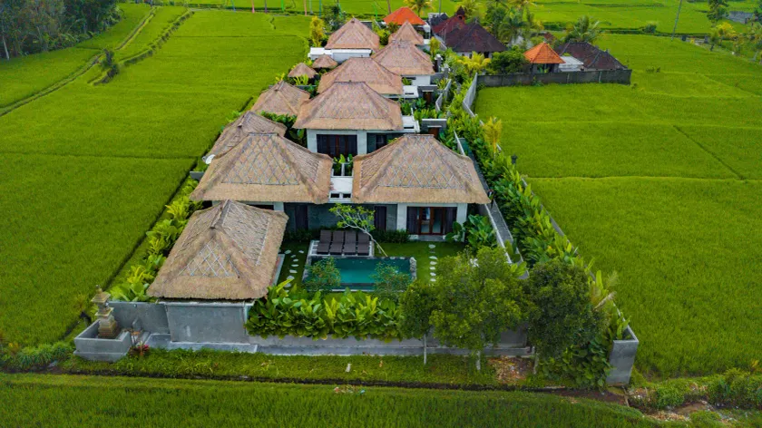 Three Gold Luxury Private Villas - Image 1