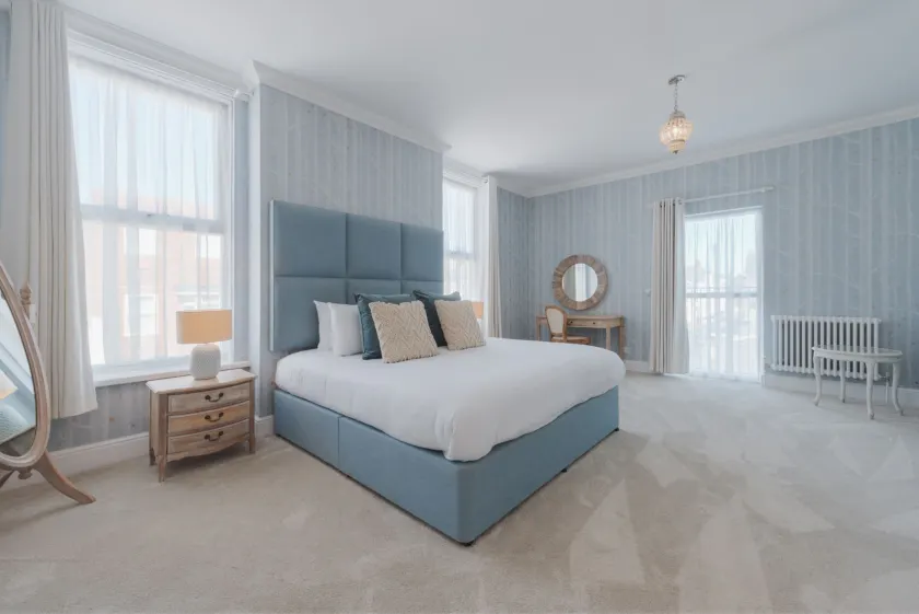 Somerset House Boutique Hotel and Restaurant - Image 1