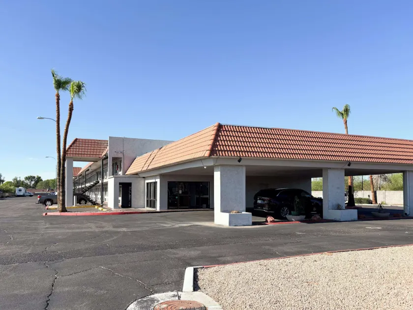 Motel 6 Mesa, AZ - Downtown - Image 1