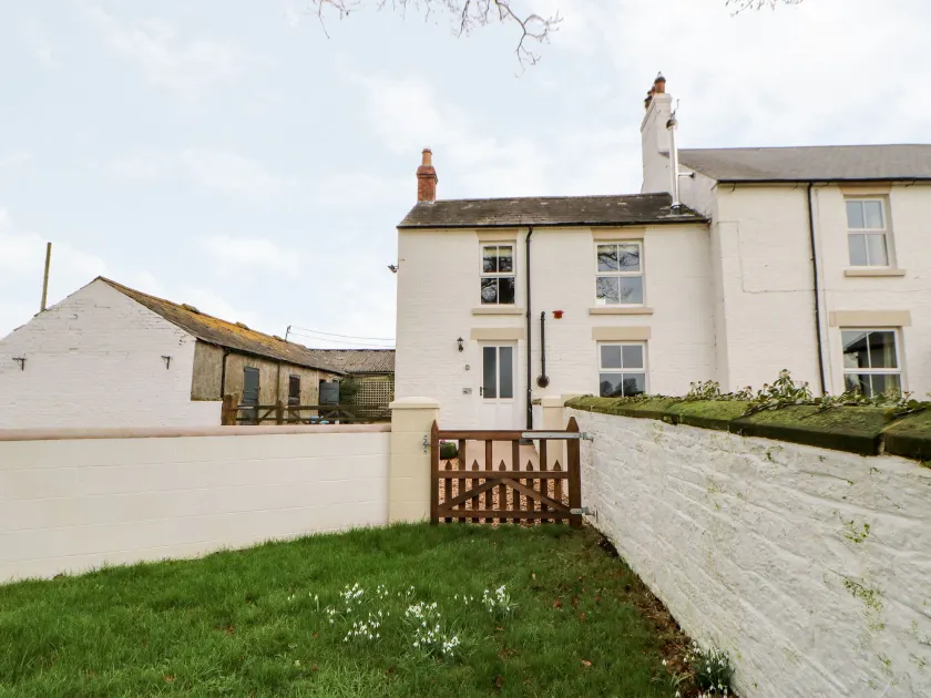 Tight Lyne Cottage - Image 1