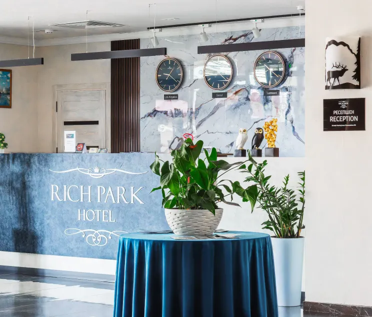Rich Park Hotel - Image 1