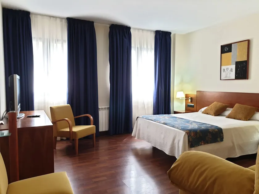 Hotel Suite Camarena - Image 1