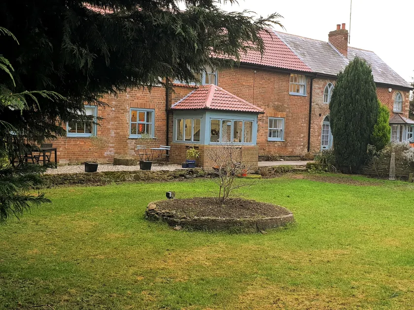 Orles Barn Guest House - Image 1