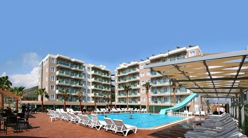 Grand Akca Hotel - Image 1
