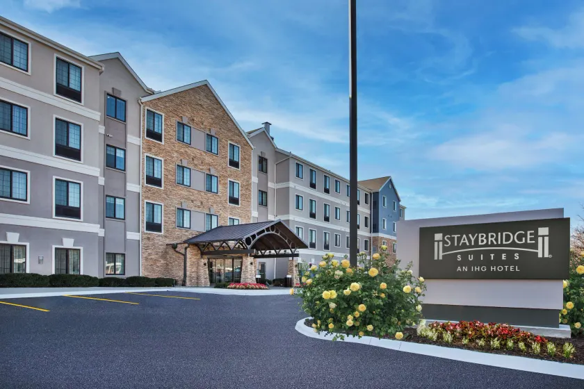 Staybridge Suites Omaha 80th and Dodge by IHG - Image 1