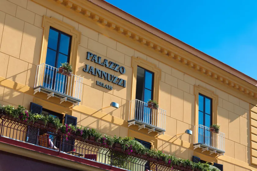 Palazzo Jannuzzi Relais - Image 1