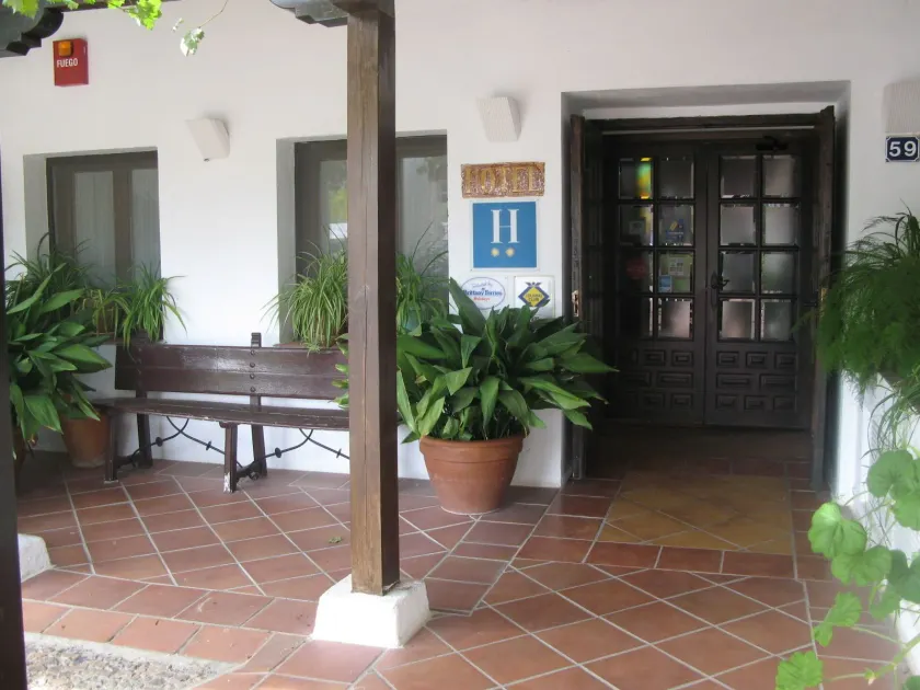 Hotel El Puerto - Image 1