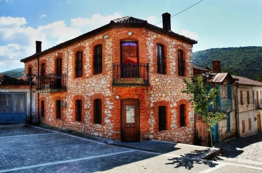 Philippos Hotel - Image 1