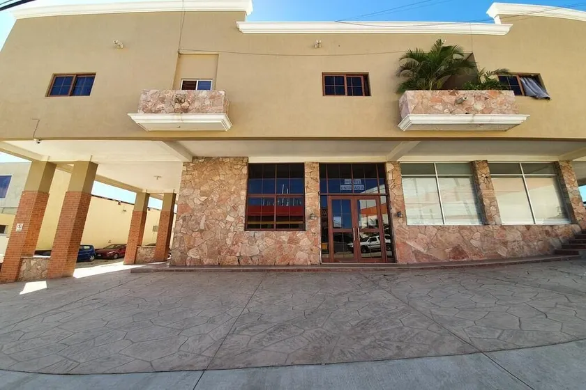 Hotel Colonos Los Cabos - Image 1