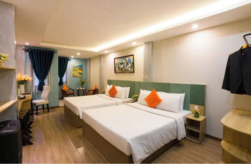 Sunrise Central Hotel - Image 1