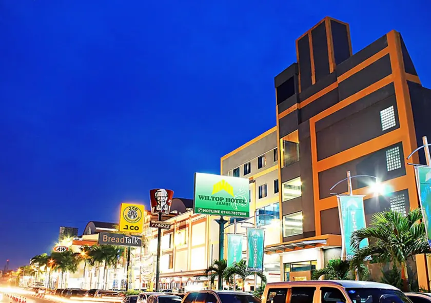 Wiltop Hotel Jambi - Image 1