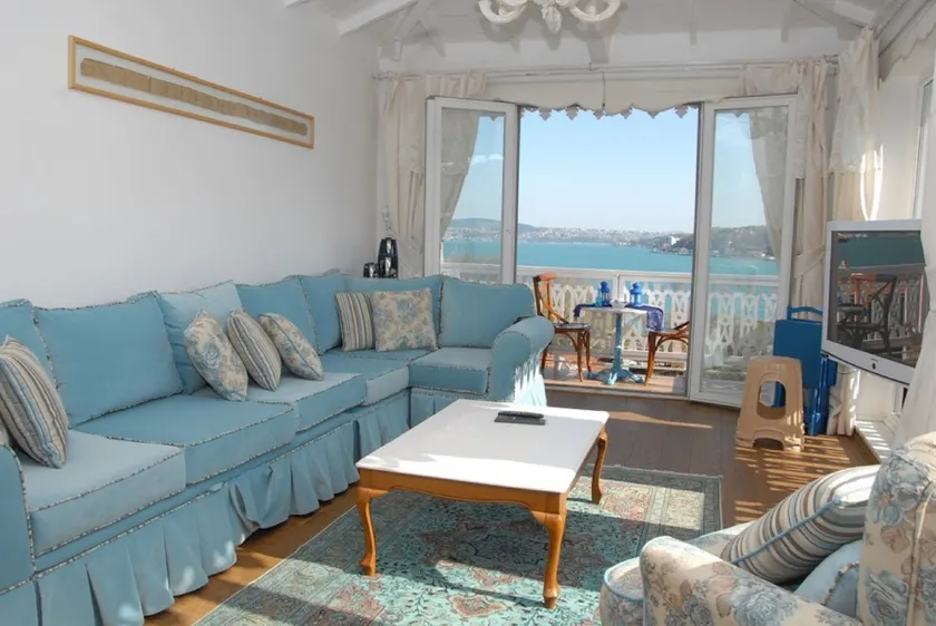 Dzg House - Image 1