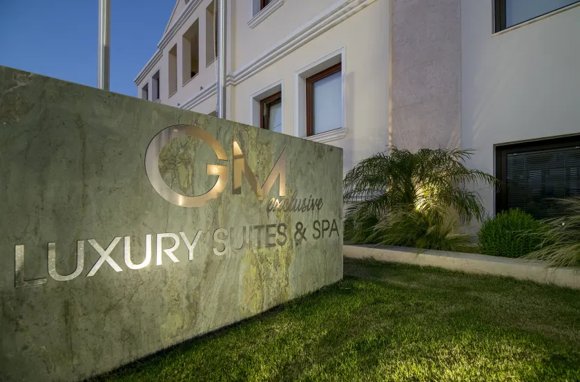 GM exclusive Luxury Suites & SPA - Image 1