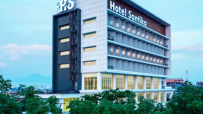 Hotel Santika Pasir Koja Bandung - Image 1