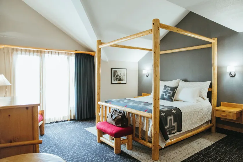 Brewster Mountain Lodge - Image 1